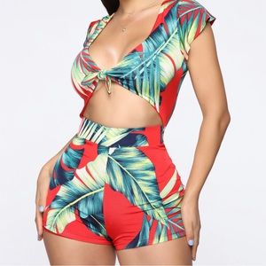 Waist no time tropical romper from Fashion Nova Size M
